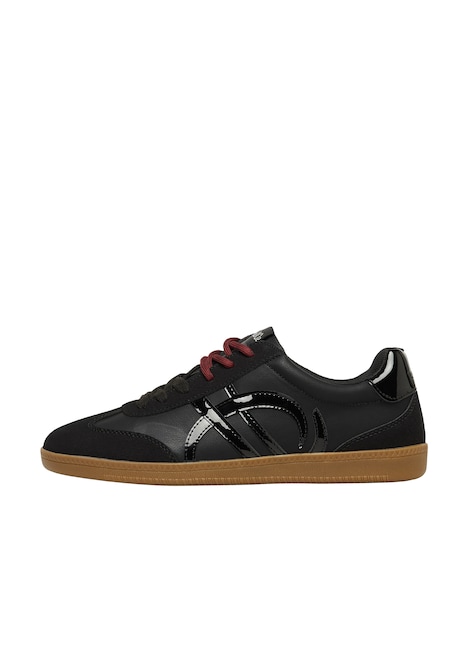 Sneaker mit Logo-Detail