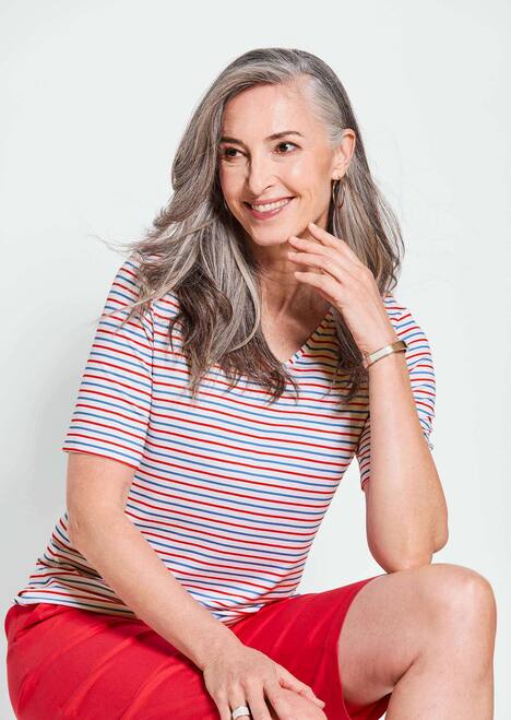 Maritimer Streifenlook, V-Ausschnitt