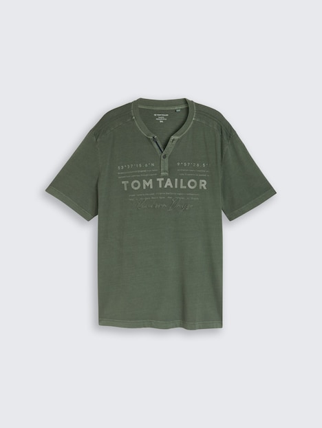 Henley T-Shirt im Used-Look