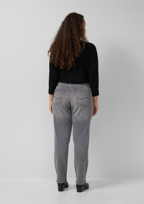 Jeans / Slim Fit / Mid Rise / Slim Leg / Superstretch