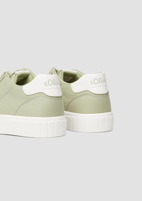 Textil-Sneaker mit Schnürung