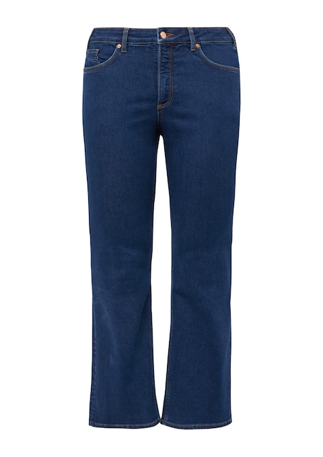 Jeans / Mid Rise / Bootcut Fit