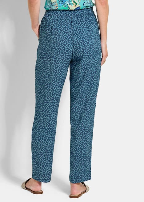 Luftige Sommerhose mit Blütenmuster