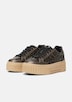 Sneaker mit Plateau-Sohle und Leo-Detail