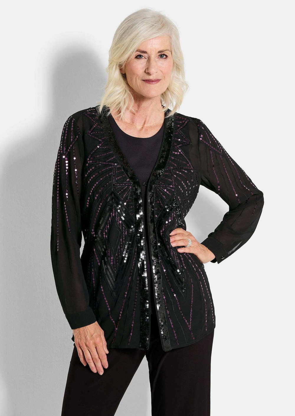 Chiffon-Jäckchen mit Pailletten