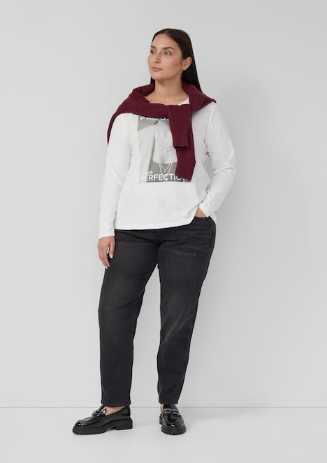 Weiches Langarmshirt mit Schmucksteinen