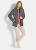 Moderne Wolljacke mit Steppeinsatz