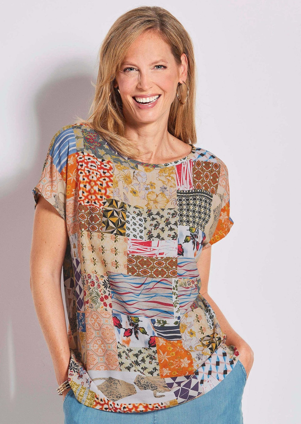 Luftige Viskosebluse mit Patch-Print