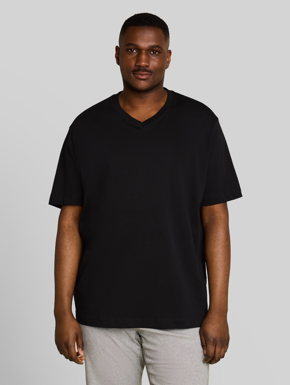 T-Shirts mit V-Ausschnitt im 2er-Pack