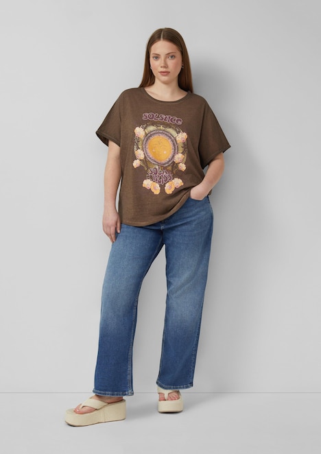 Gewaschenes Oversize-Shirt mit Frontprint