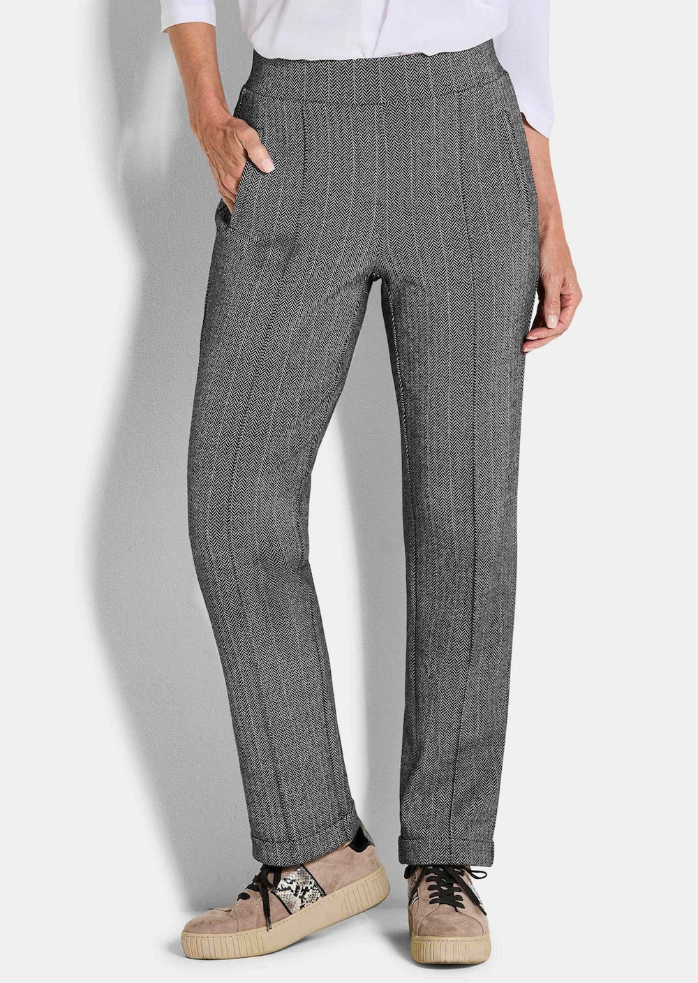 Broek CARLA met visgraatmotief