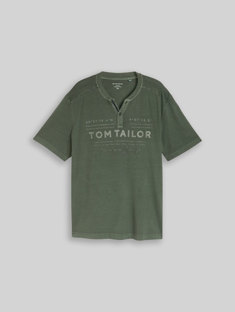 Henley T-Shirt im Used-Look