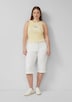 Jeans / Mid Rise / Slim Fit / Capri