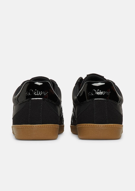 Sneaker mit Logo-Detail