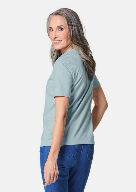 Gepflegtes Shirt in formstabiler Ware