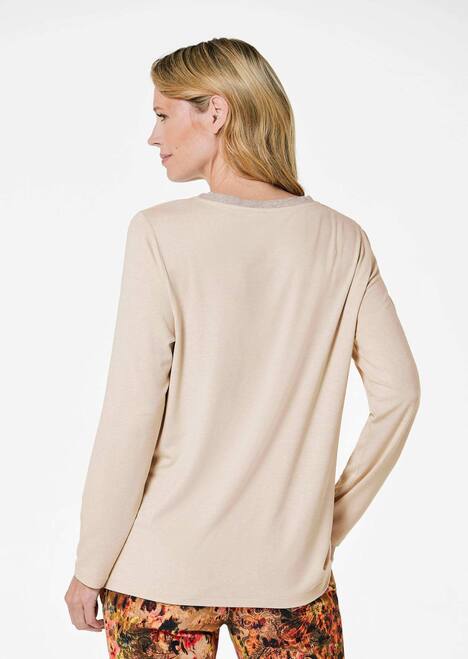 Schlichtes Langarmshirt mit Glanz