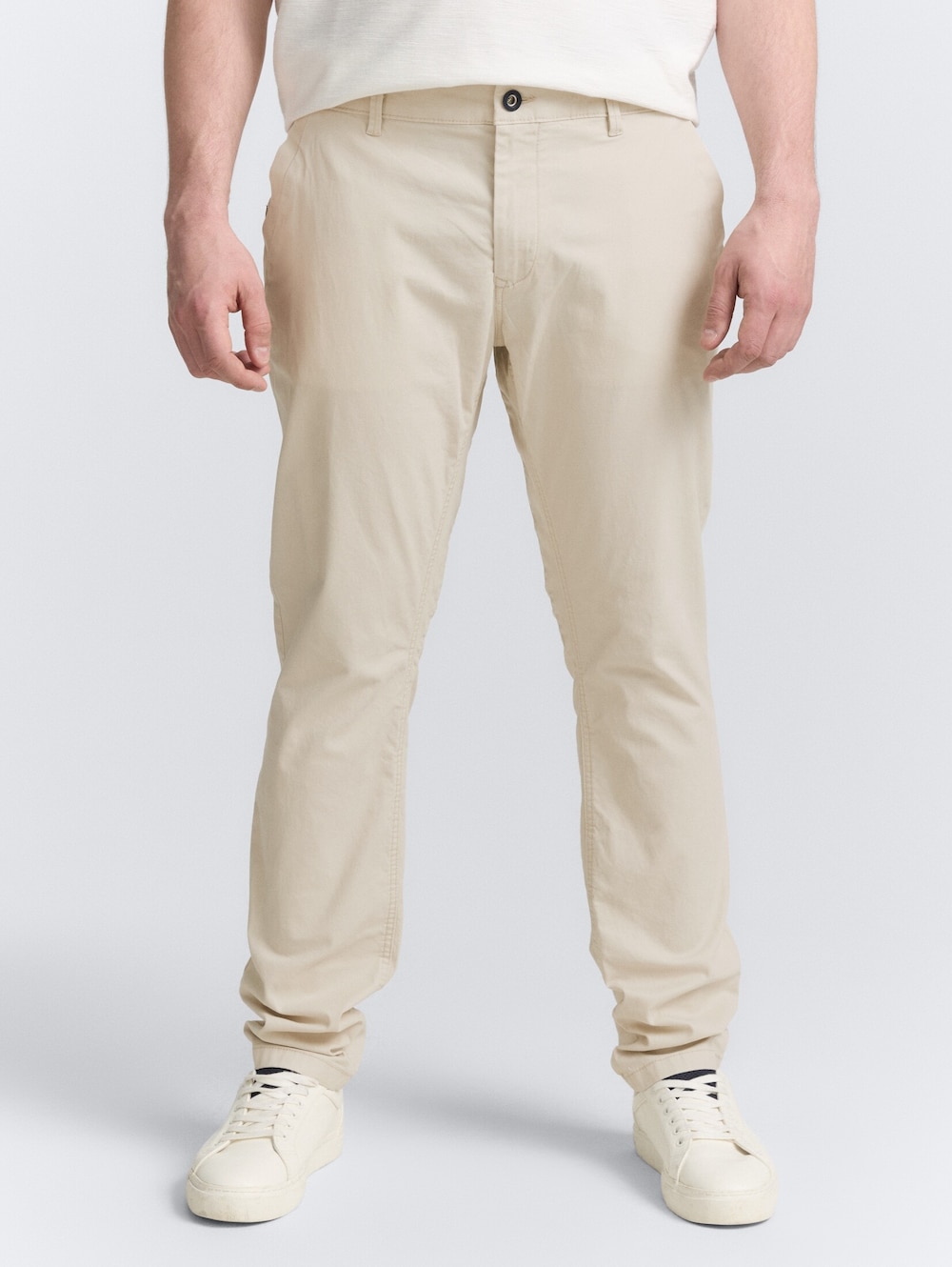 Tapered Chino Hose
