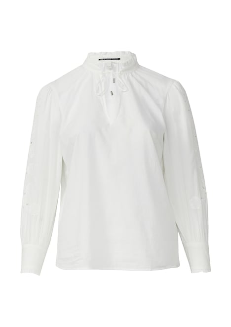 Leichte Baumwollbluse mit Stickerei am Ärmel
