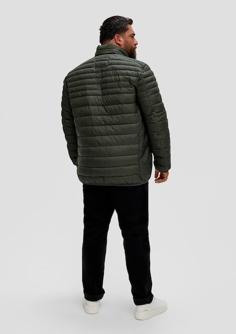 Gesteppte Outdoor-Jacke mit Stehkragen