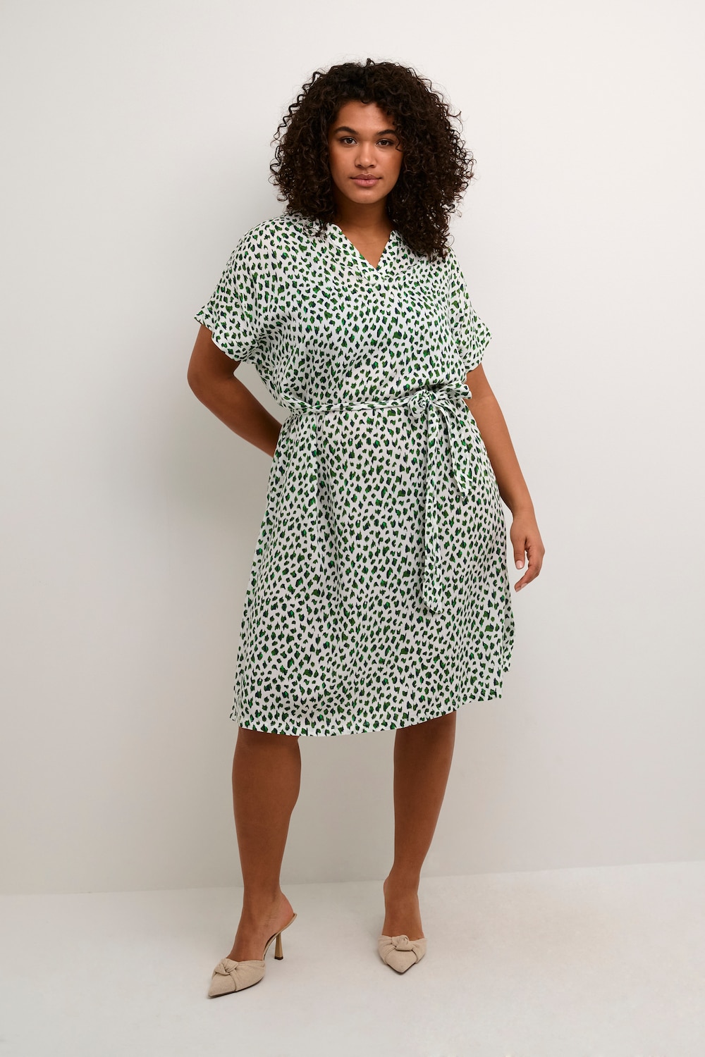 Kleid Regular fit