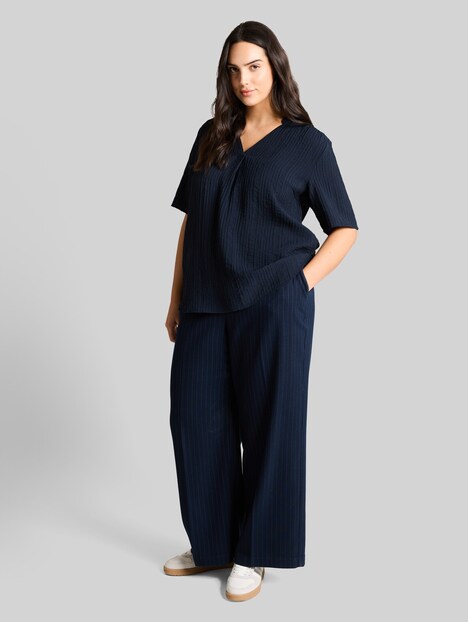 Crinkle Bluse mit V-Ausschnitt