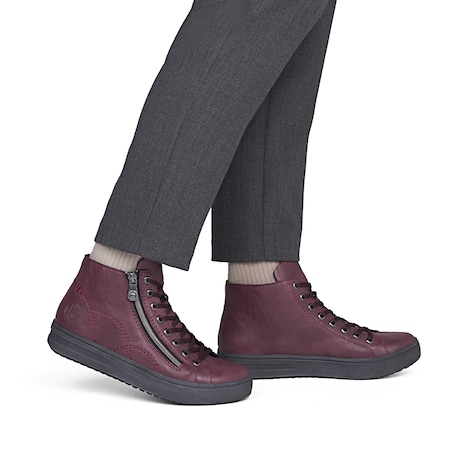 Sneaker High L2520