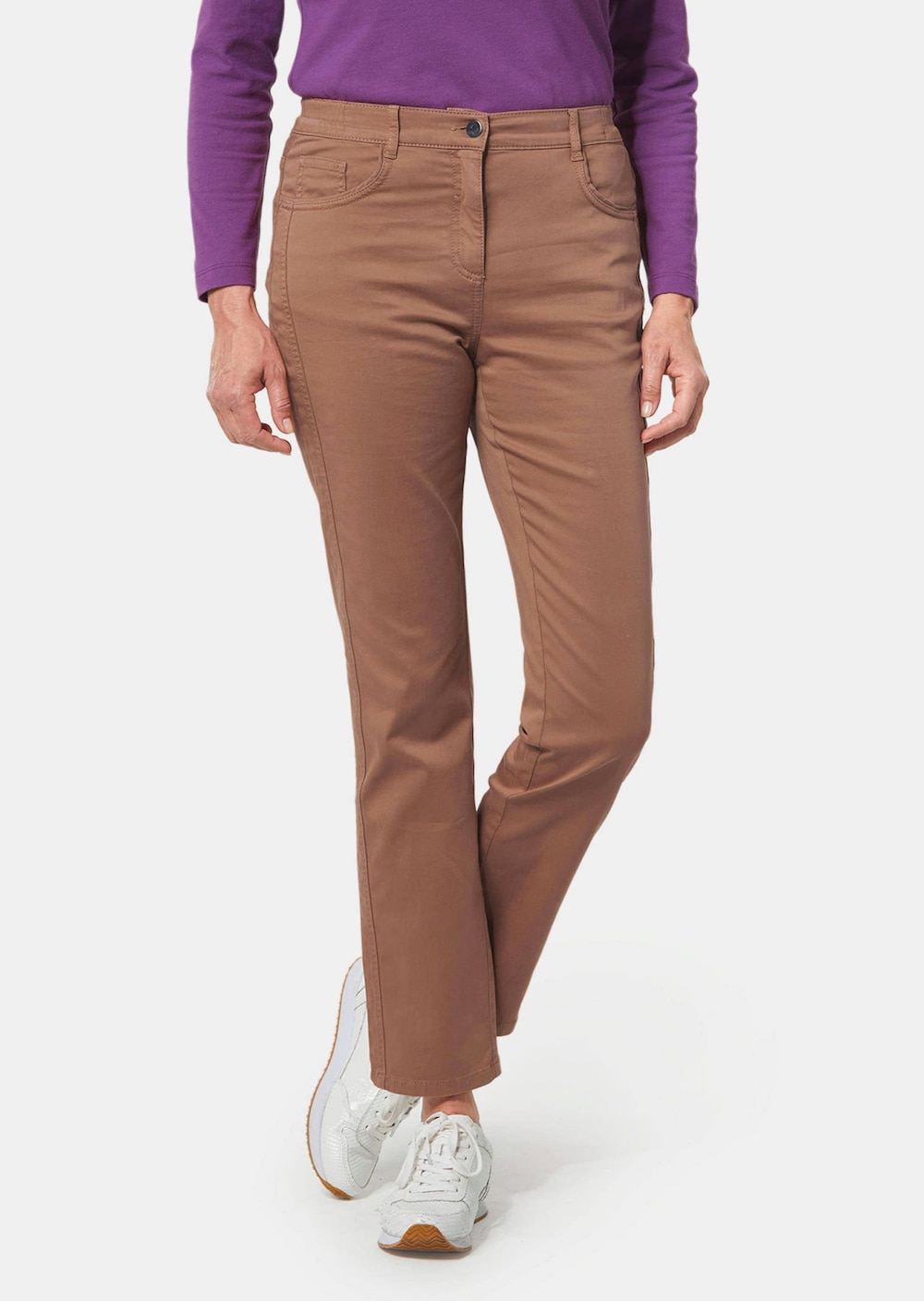 Hose Carla in jeanstypischer Form und trendstarker Farbe