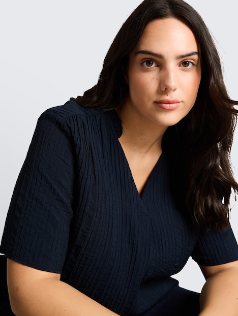 Crinkle Bluse mit V-Ausschnitt