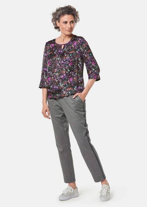 Seidig fließende Druckbluse