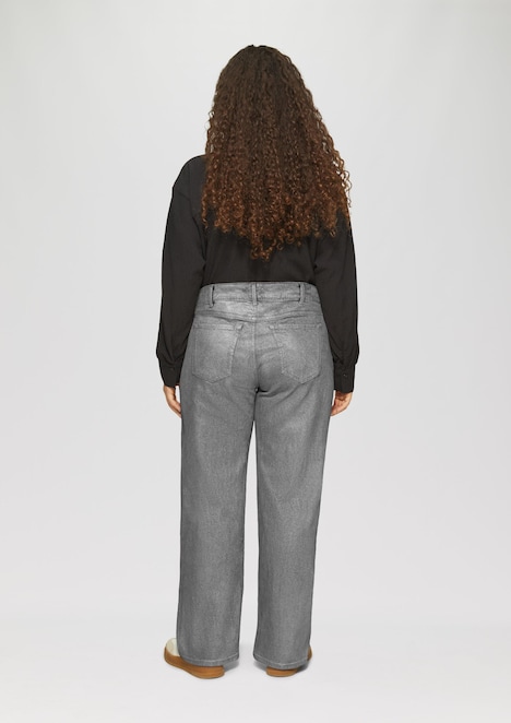 Jeans / Straight Fit / Mid Rise / Straight Leg