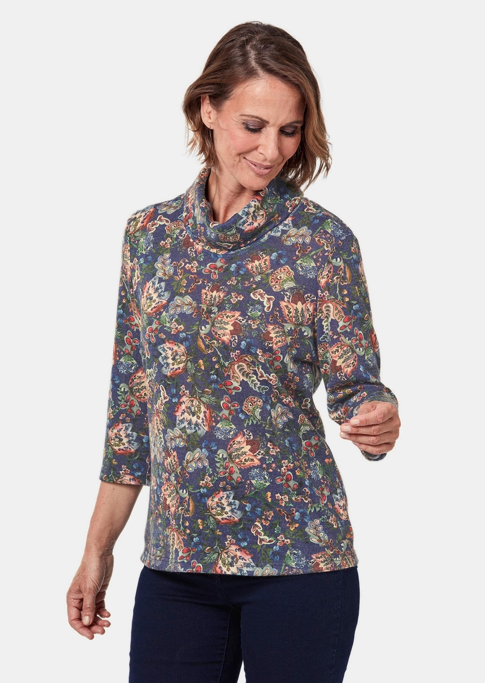 Kurzgröße - Modernes Druckshirt mit angesagtem Rollkragen