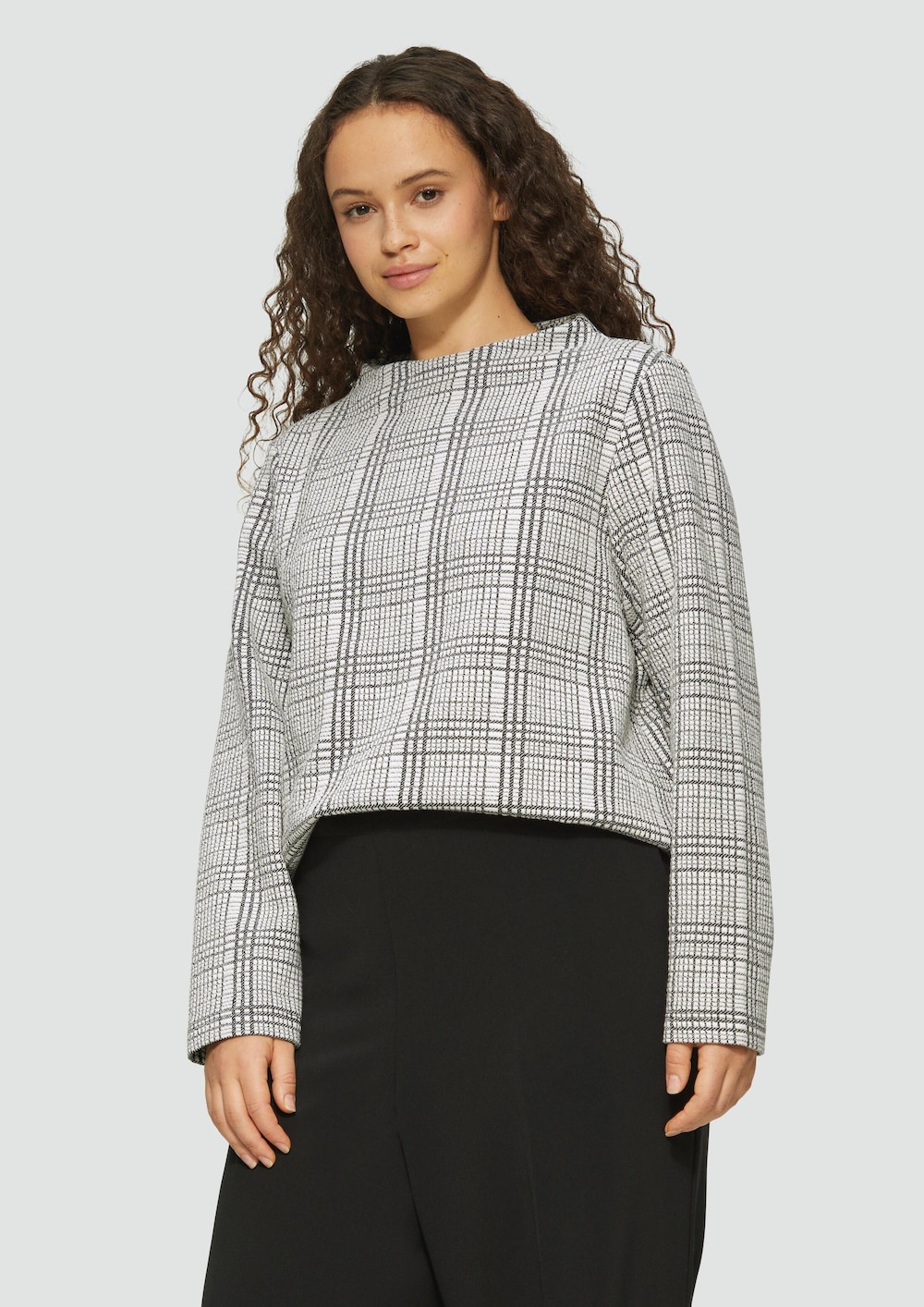 Gemustertes Sweatshirt mit Turtleneck