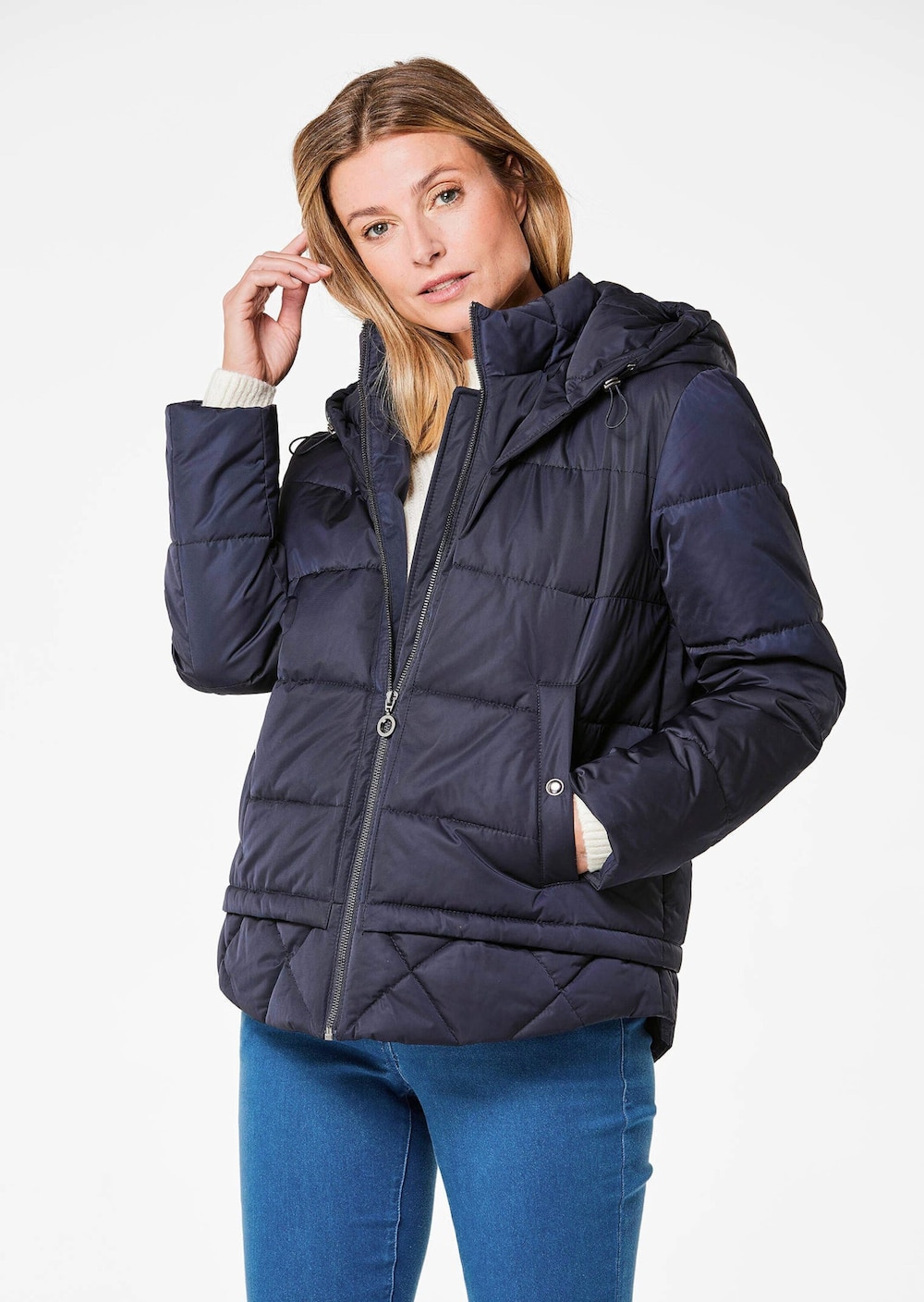 Steppjacke mit Kapuze