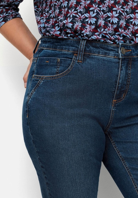 Bootcut-Jeans Bootcut-Jeans mit schmalem Bein und bequemer Taille Fester Bund Uni