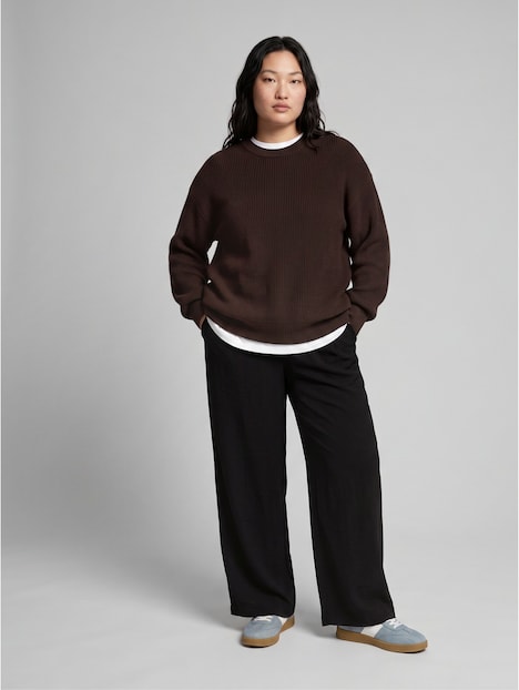 Oversize Strickpullover mit Rundhalsausschnitt
