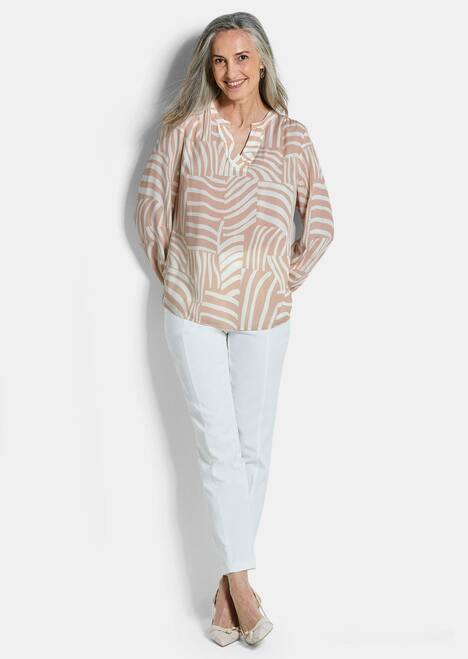 Grafische Viskosebluse mit Schlitz