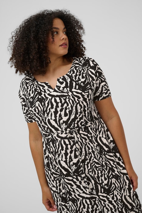 Kleid Regular fit