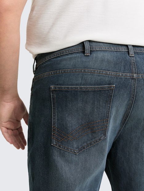 REGULAR Jeans mit Stretch