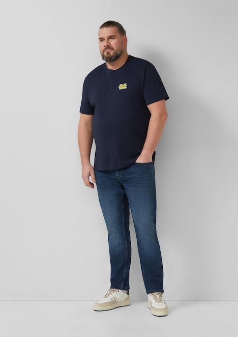 T-Shirt aus Heavy Jersey im Modern Fit mit College-Artwork