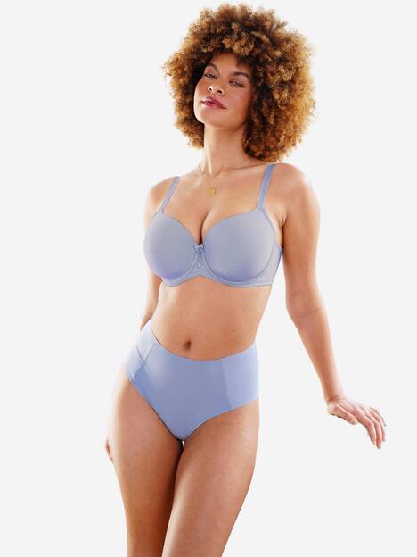 High-Brazilian-Slip INVISIBLE