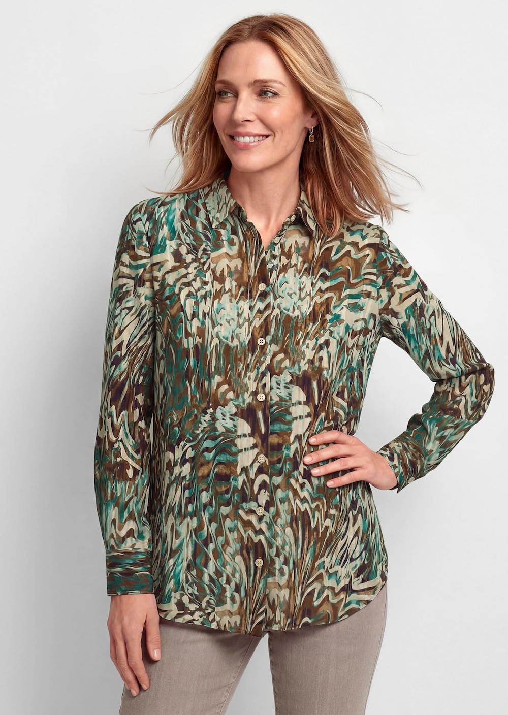 Hemdbluse mit künstlerischem Muster