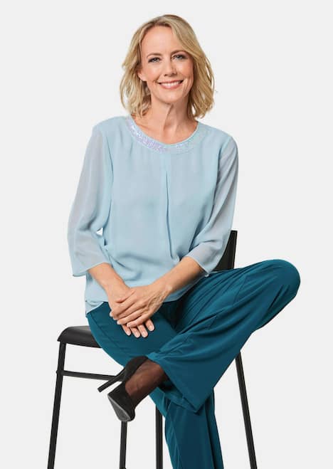 Luftige Chiffonbluse mit Pailletten