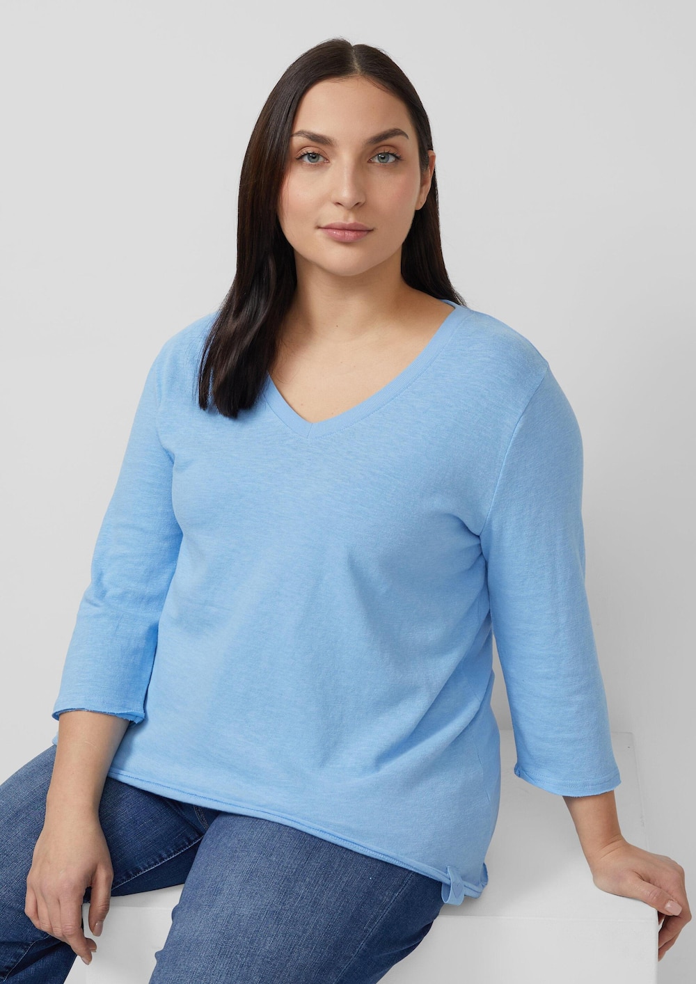 Jersey-T-Shirt mit Flammgarnstruktur und gerundetem Saum