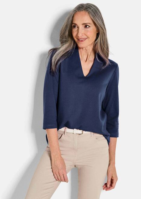Elegantes Basic-Shirt mit V-Ausschnitt
