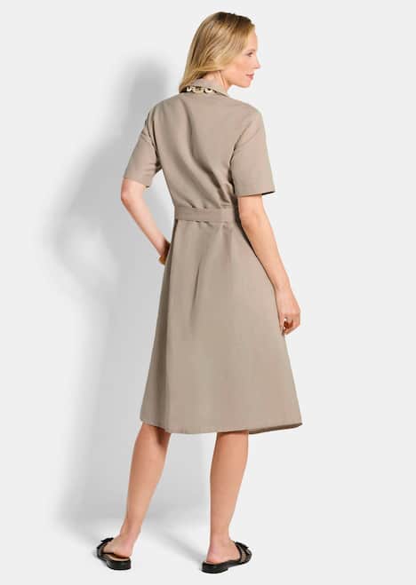 Leinenkleid im Safari-Look