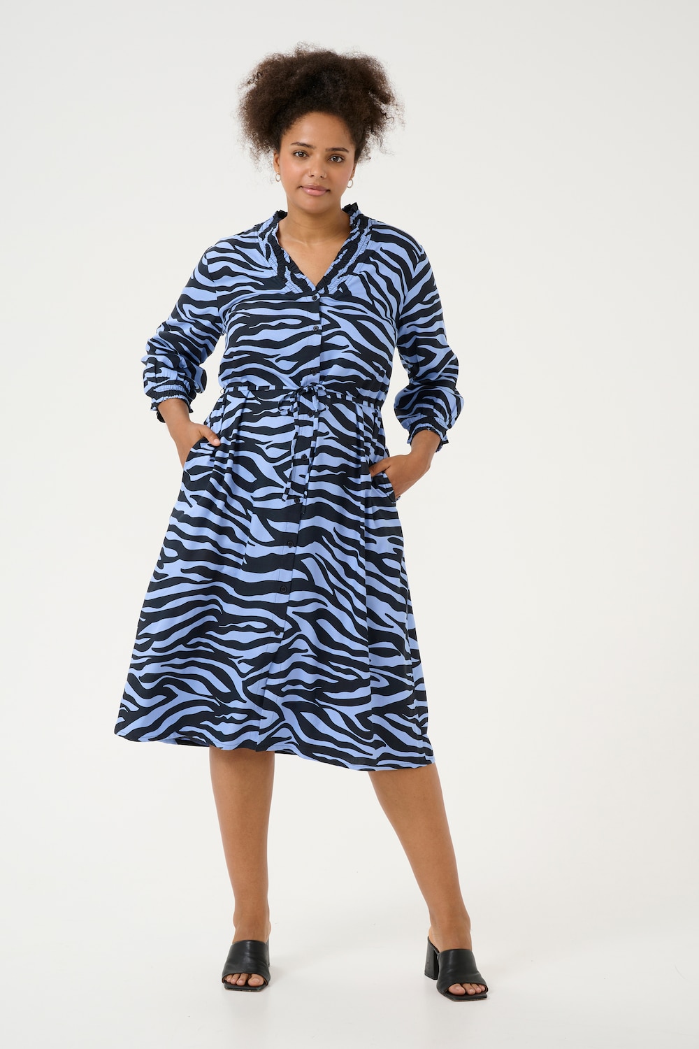 Kleid Regular fit