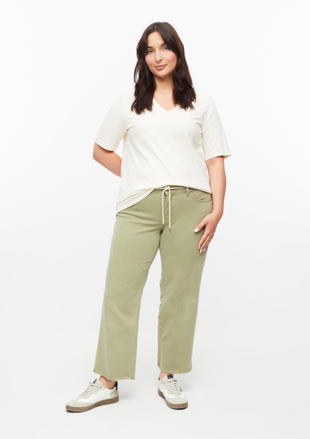 Cropped Jeans / Mid Rise / Straight Fit