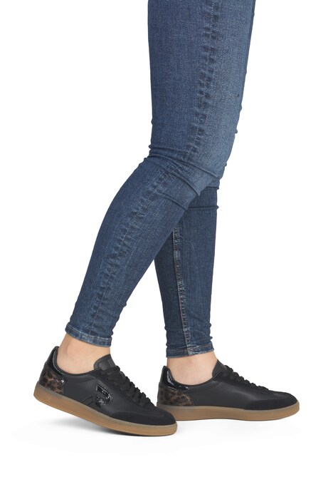 Sneaker Low W2200