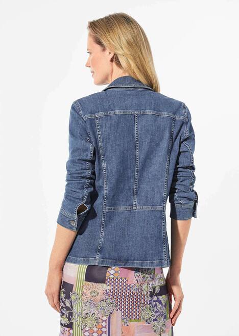 Zeitlose Jeansjacke mit tollen Details