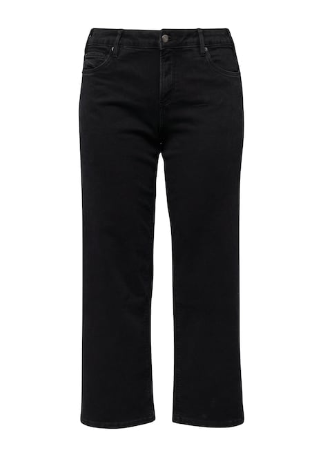 Jeans / Mid Rise / Wide Fit